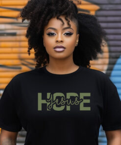 Black-Gildan-5000-T-shirt-words-Hope-in-Jesus-in-green-letters